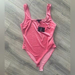 Square neck pink velvet bodysuit